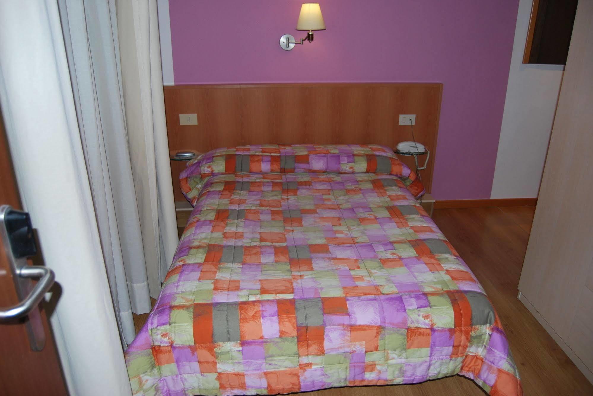 Hotel Alabarda Trieste Exterior foto