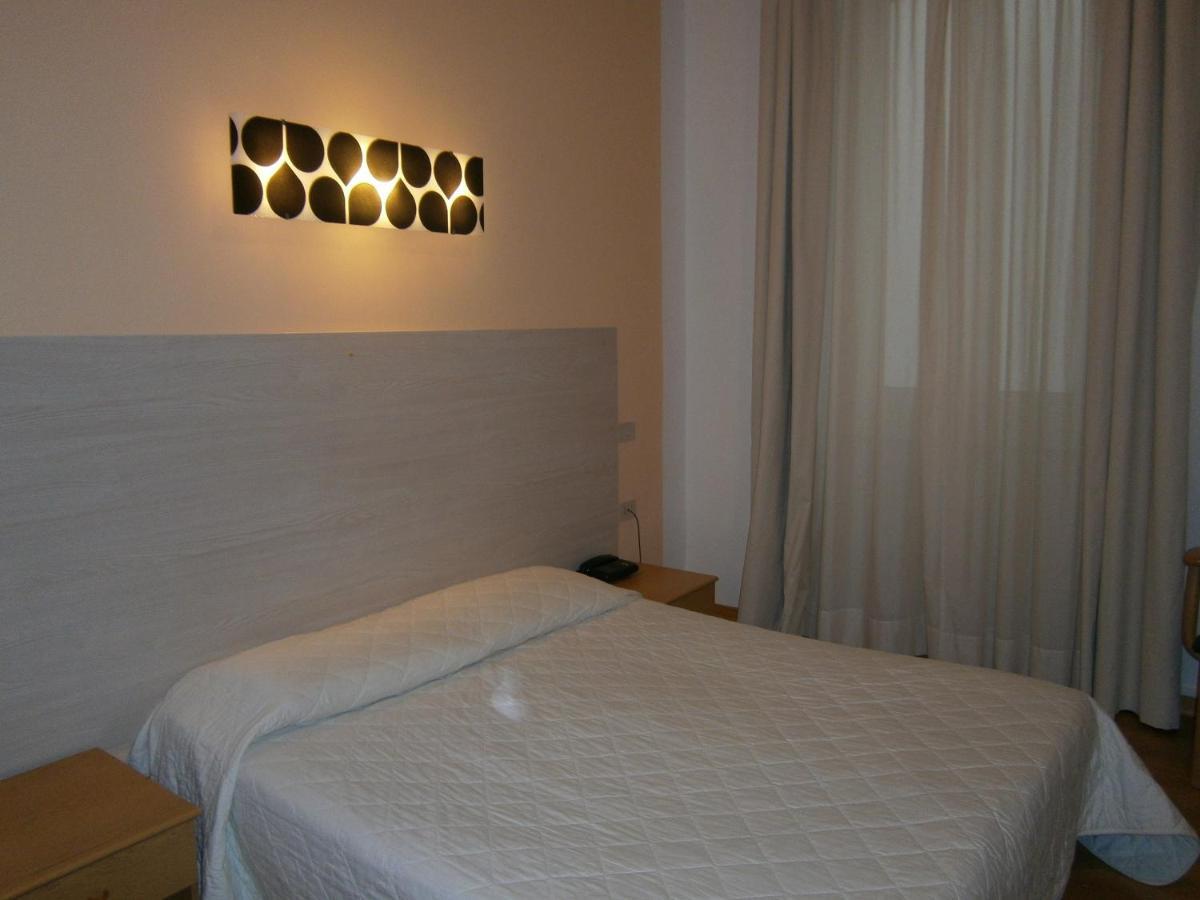 Hotel Alabarda Trieste Exterior foto