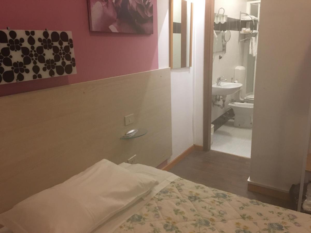 Hotel Alabarda Trieste Exterior foto